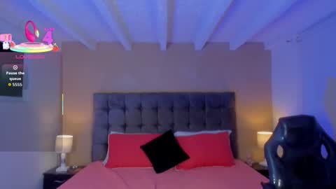 Snapshot of dark_hairy_ chatting on 11, 10, 2025 Andrew online show from 11, 10, 2025