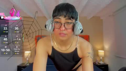 Snapshot of dark_hairy_ chatting on 21, 10, 2025 Andrew online show from 21, 10, 2025
