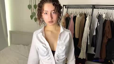 Snapshot of dark_project chatting on 11, 10, 2025 Emily online show from 11, 10, 2025