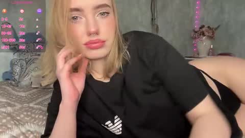 Snapshot of dark_side1213 chatting on 14, 10, 2025 Darkside online show from 14, 10, 2025