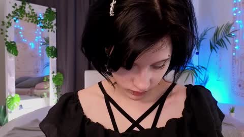 Vamp  online show from 2, 1, 2025