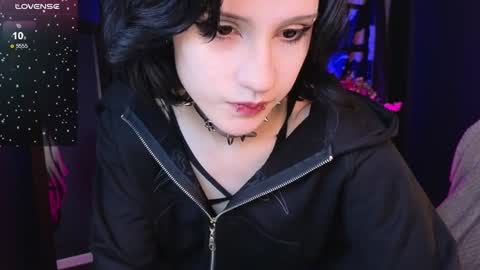 Vamp  online show from 30, 1, 2025