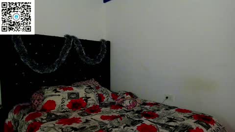 Snapshot of darkangelsxx chatting on 24, 12, 2024 dannaxlove online show from 24, 12, 2024