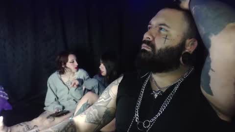 darkclothes online show from 14, 10, 2025