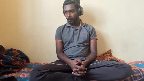 Snapshot of darkhard213 chatting on 12, 4, 2026 darkhard213 online show from 12, 4, 2026