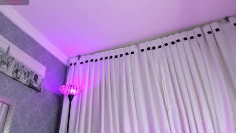 Snapshot of darki_shine_ chatting on 17, 11, 2025 cleitlin vinson online show from 17, 11, 2025