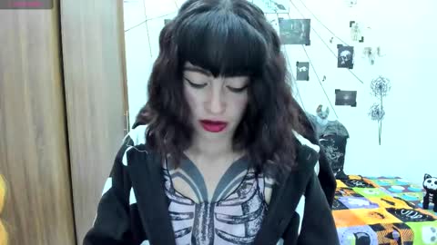 Hi Im Yuri  independent modelhelp me get my 111 hands upuwu online show from 23, 2, 2025