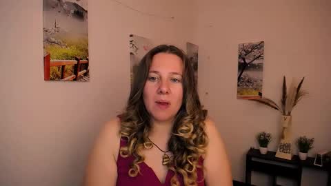Anna online show from 9, 9, 2025