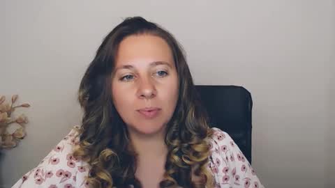 Anna online show from 17, 9, 2025