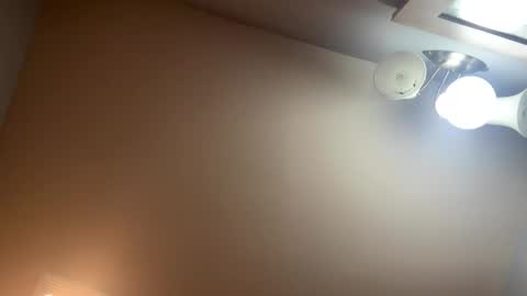 darknite083072 online show from 28, 11, 2025