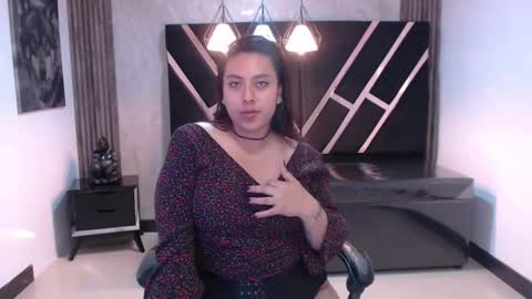 darknyx ch1 online show from 12, 11, 2025