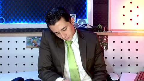 DARKO0717 online show from 2, 1, 2025