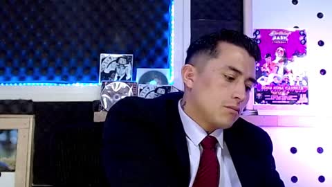 DARKO0717 online show from 13, 1, 2025