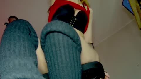 Snapshot of darkskullmistress chatting on 13, 1, 2025 roseredgoddess online show from 13, 1, 2025