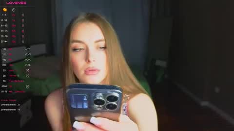 Snapshot of darlina_ryan chatting on 26, 11, 2025 Darlina online show from 26, 11, 2025