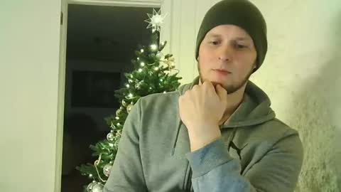 Snapshot of dartanjanas chatting on 7, 12, 2024 Dario online show from 7, 12, 2024