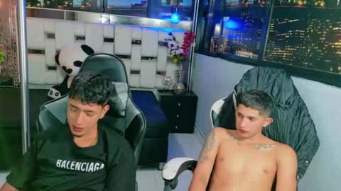 darwinandbrayan online show from 7, 11, 2025