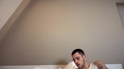 Snapshot of daveandben chatting on 8, 2, 2025 DaveAndBen online show from 8, 2, 2025