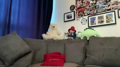 Snapshot of daveandben chatting on 4, 10, 2025 DaveAndBen online show from 4, 10, 2025