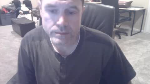 Snapshot of daved14u chatting on 14, 10, 2025 daved14u online show from 14, 10, 2025