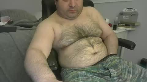 Snapshot of daveishorny1988 chatting on 17, 11, 2025 daveishorny1988 online show from 17, 11, 2025