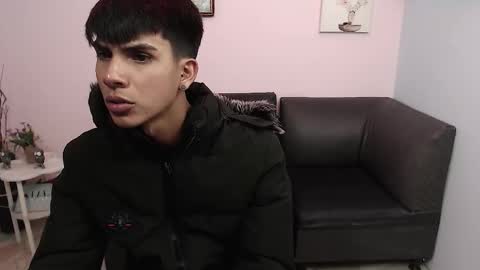 Snapshot of david_925_ chatting on 14, 10, 2025 David online show from 14, 10, 2025