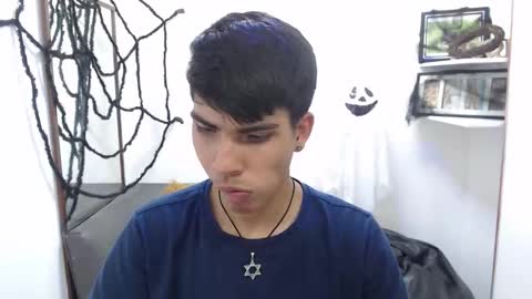 Snapshot of david_925_ chatting on 30, 10, 2025 David online show from 30, 10, 2025