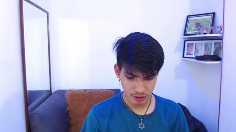 Snapshot of david_925_ chatting on 4, 11, 2025 David online show from 4, 11, 2025