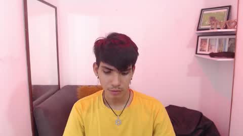 Snapshot of david_925_ chatting on 5, 11, 2025 David online show from 5, 11, 2025