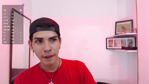 Snapshot of david_925_ chatting on 13, 11, 2025 David online show from 13, 11, 2025