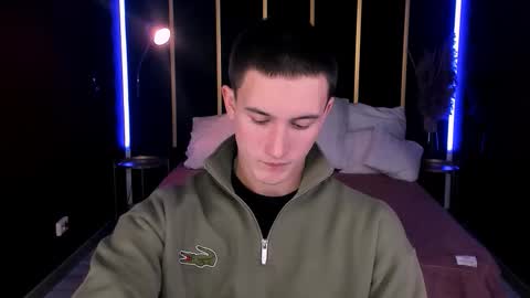 Snapshot of david__diamond chatting on 10, 10, 2025 David online show from 10, 10, 2025