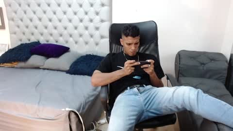 david_bandercock online show from 4, 1, 2025