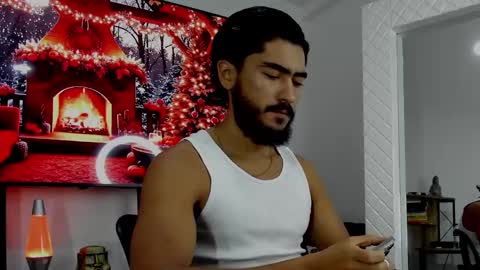 Hey im David that loves to explore and speak their fantasies. Very open talktative and nice. Feel free to chat with me online show from 26, 12, 2024