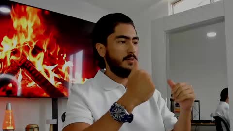 Hey im David that loves to explore and speak their fantasies. Very open talktative and nice. Feel free to chat with me online show from 28, 12, 2024