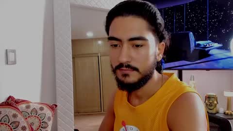 Hey im David that loves to explore and speak their fantasies. Very open talktative and nice. Feel free to chat with me online show from 19, 2, 2025