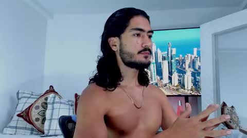 Hey im David that loves to explore and speak their fantasies. Very open talktative and nice. Feel free to chat with me online show from 3, 2, 2026