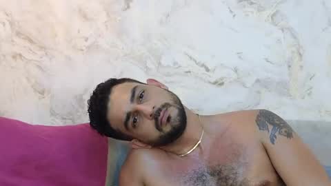 JF oliveira online show from 19, 12, 2024