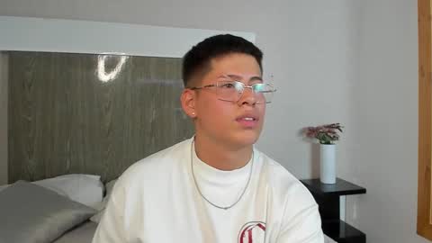 davidcruz16 online show from 5, 10, 2025