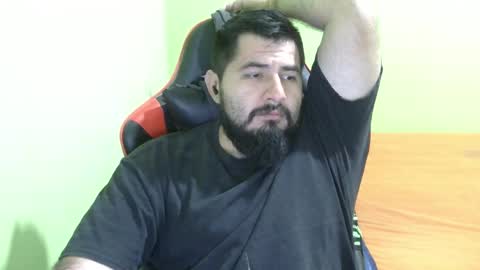 Snapshot of daviddelz chatting on 9, 3, 2025 David online show from 9, 3, 2025