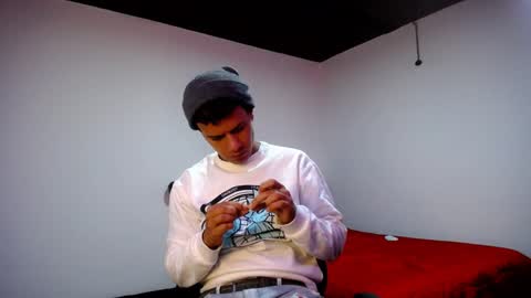 Snapshot of davidkaloc chatting on 6, 1, 2025 David online show from 6, 1, 2025