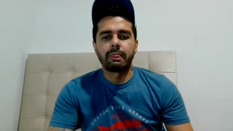 Snapshot of davidmedellin60 chatting on 17, 11, 2025 davidmedellin60 online show from 17, 11, 2025