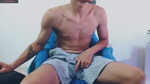 Snapshot of davidsalazar33 chatting on 21, 1, 2025 davidsalazar33 online show from 21, 1, 2025