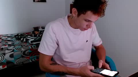 Snapshot of davidsalazar33 chatting on 10, 10, 2025 davidsalazar33 online show from 10, 10, 2025