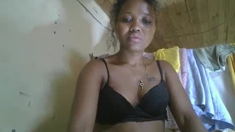 Snapshot of davila93 chatting on 17, 11, 2025 davila93 online show from 17, 11, 2025