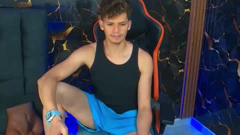 davilap toyboy online show from 19, 1, 2026