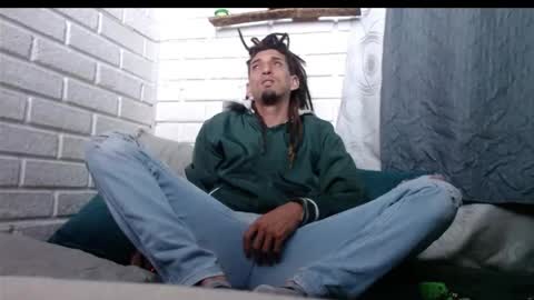 Snapshot of davils12 chatting on 8, 3, 2025 DAVILS online show from 8, 3, 2025