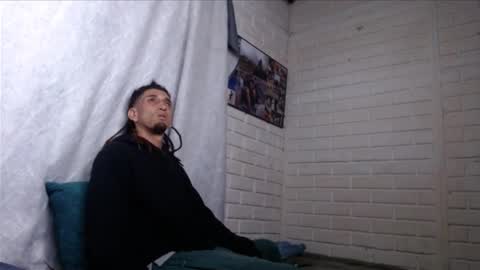 Snapshot of davils12 chatting on 17, 11, 2025 DAVILS online show from 17, 11, 2025