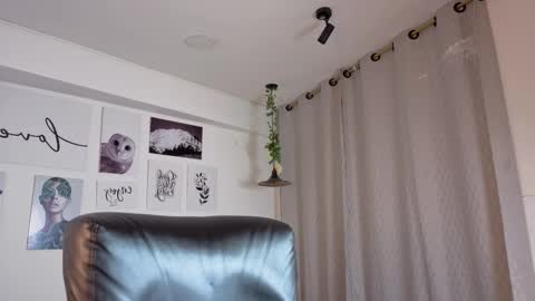 davoxer online show from 1, 12, 2025