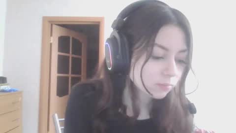 Alice online show from 6, 3, 2025