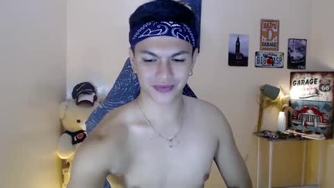 Snapshot of dax_x chatting on 4, 2, 2025 JC LOVER BOY online show from 4, 2, 2025